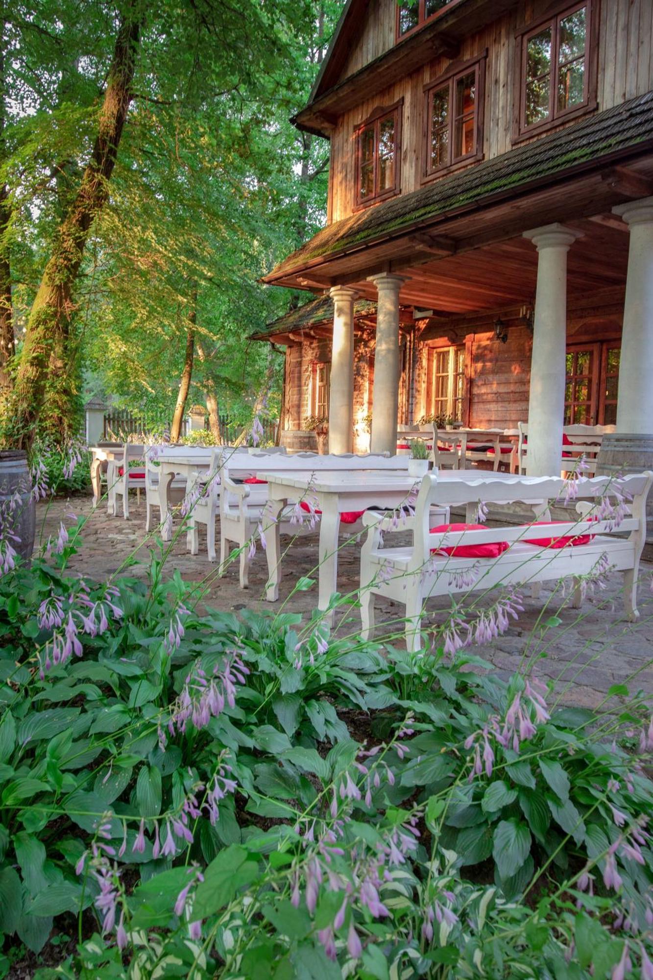 Hotel Dwór Zaścianek Sarnaki Zewnętrze zdjęcie